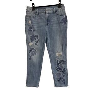 So Slimming by Chicos Girlfriend Jeans Womens SZ 1 Medium Blue Floral Faded Crop